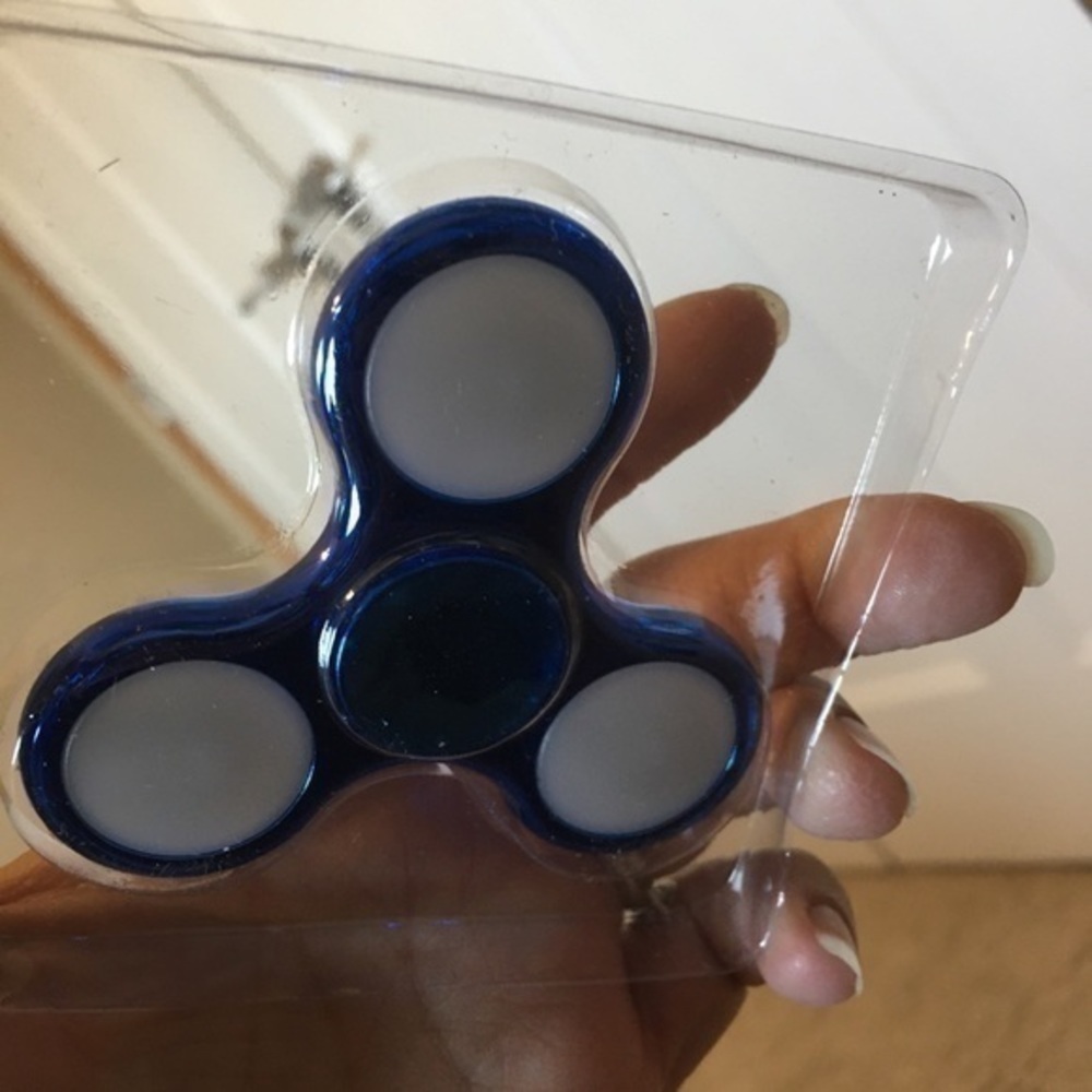 Fidget spinner - Picture 4 of 4